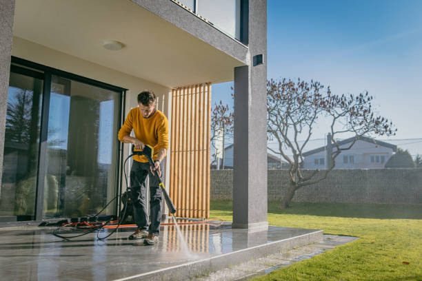 Best Factory Floor Cleaning  in Gonzales, TX